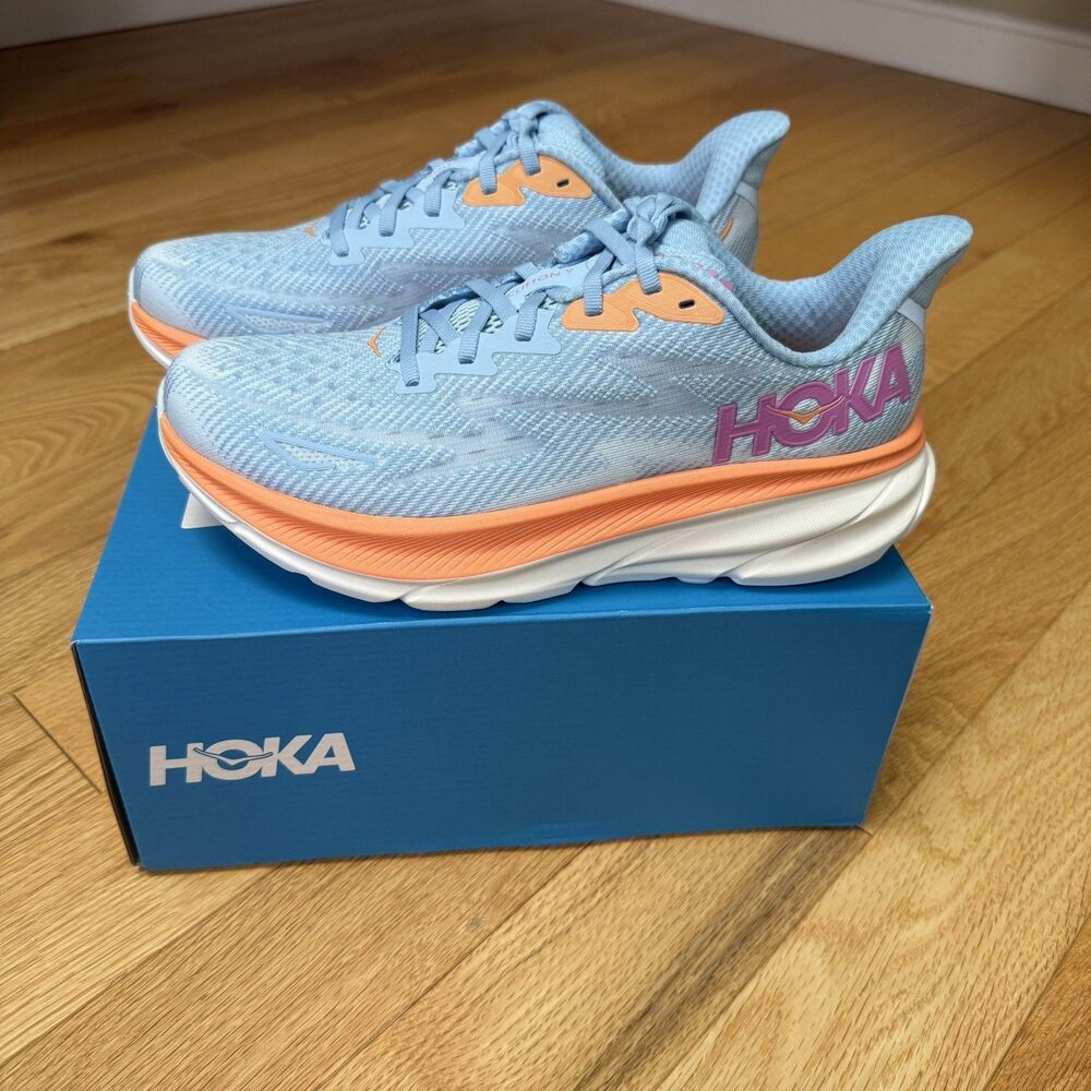 Hoka One Womens Sneaker Clifton 9 Size 8.5 B US Trainer Running New In Box